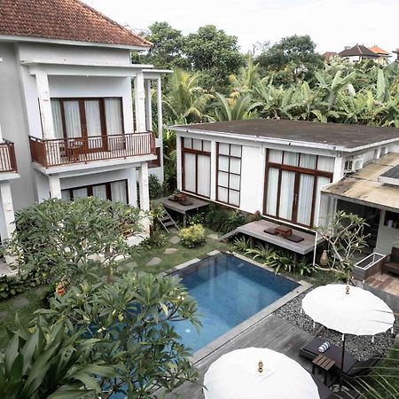 Suarsena Bisma Ubud Bagian luar foto