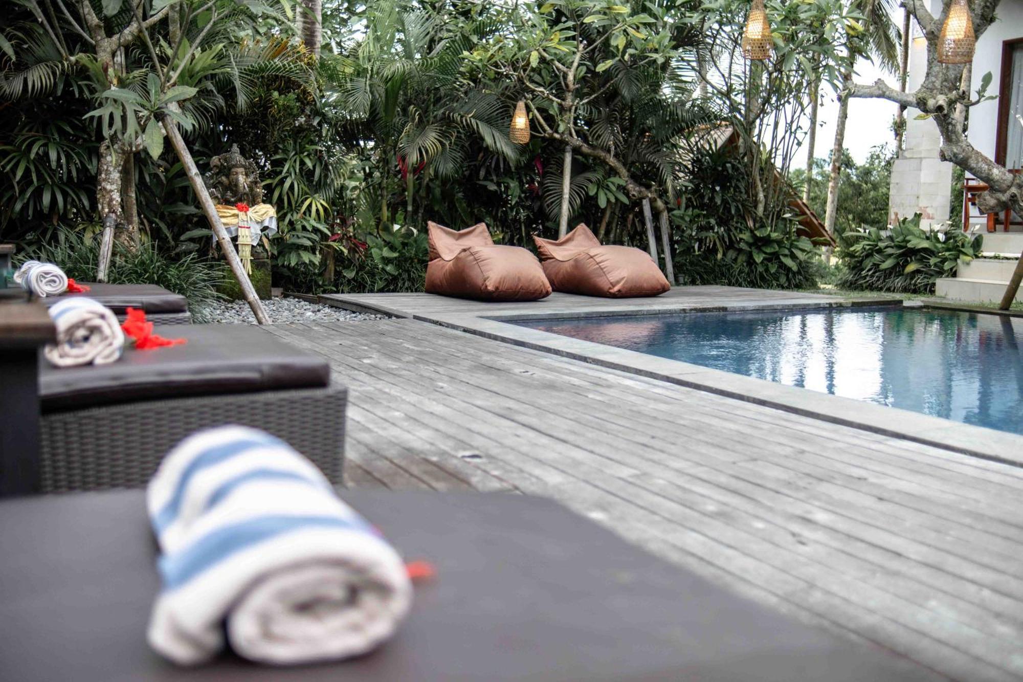 Suarsena Bisma Ubud Bagian luar foto
